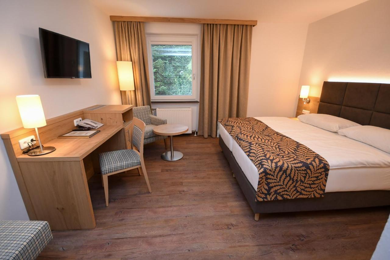 Seegasthof Hois'N Wirt - Hotel Mit Wellnessbereich Gmunden Exterior foto