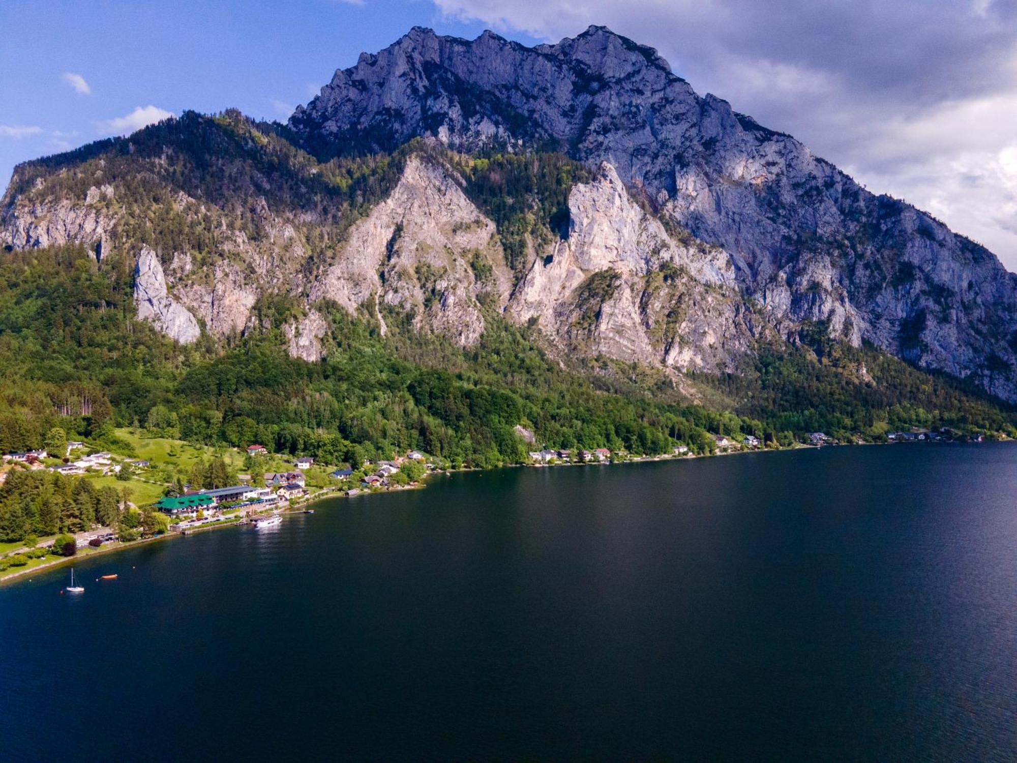 Seegasthof Hois'N Wirt - Hotel Mit Wellnessbereich Gmunden Exterior foto